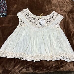 NWT woman’s size xs oversized Free People blouse